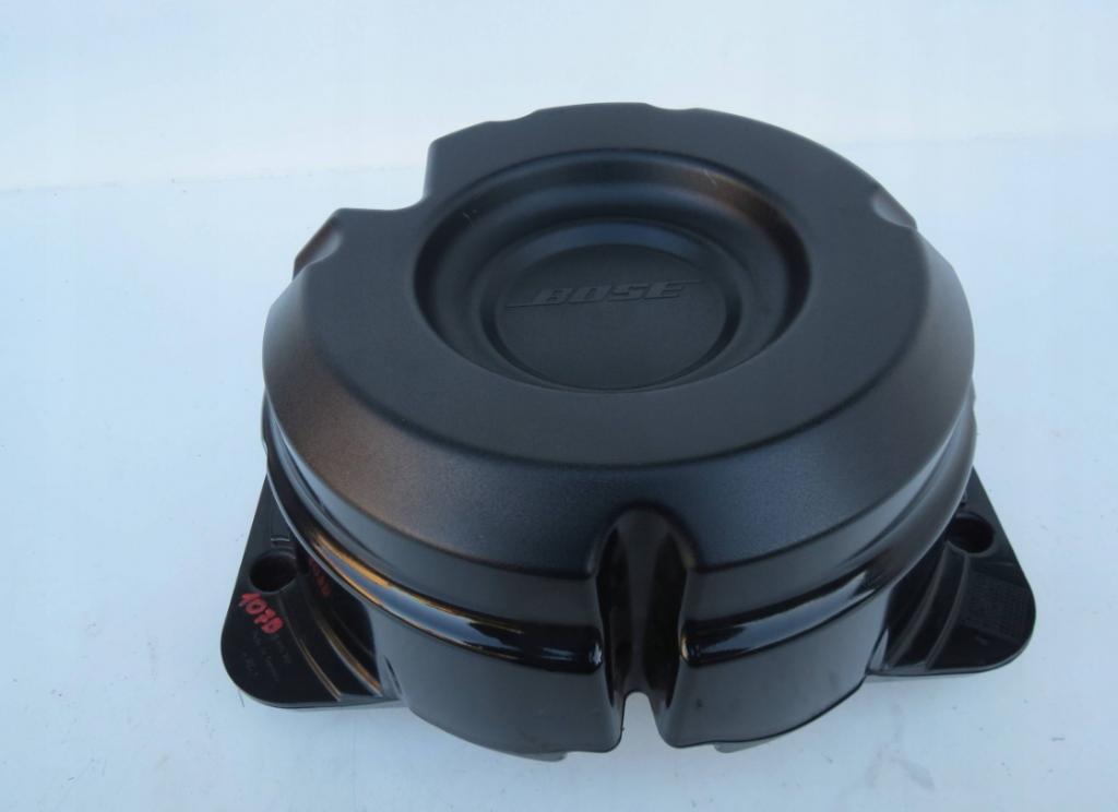 PORSCHE CAYENNE 4.8 V8 SUBWOOFER REPRODUKTOR 7L0035403