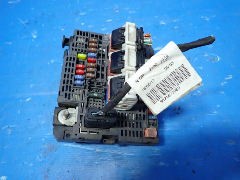 Peugeot 508 2013 skrinka Poistky: 9674921980