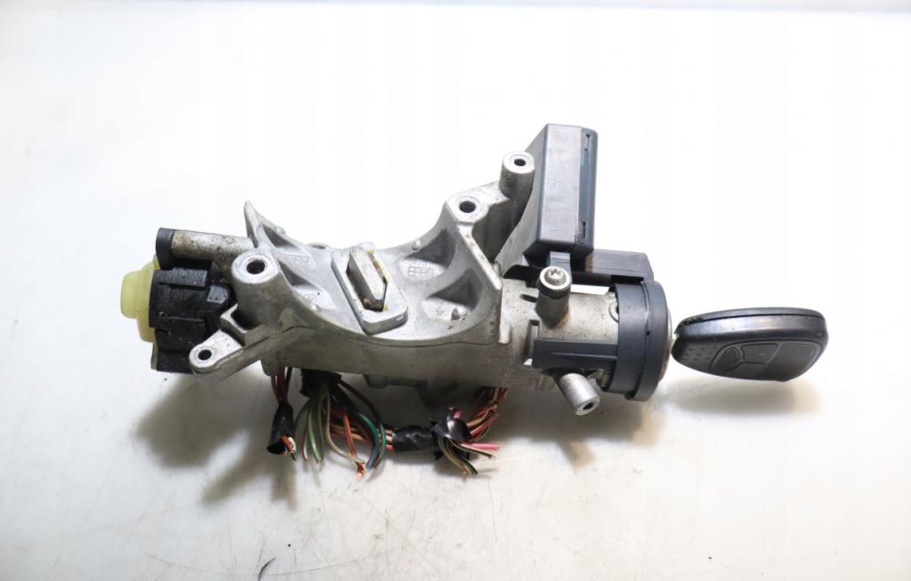 Jeep Patriot 2006-2017 2.0 CRD 140 HP manual 103 kW 1968 cm3 5- Spínačka 05026222AJ (Spínacie skrinky a kľúče)