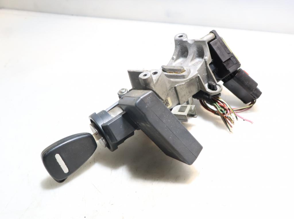 Jeep Patriot 2006-2017 2.0 CRD 140 HP manual 103 kW 1968 cm3 5- Spínačka 05026222AJ (Spínacie skrinky a kľúče)