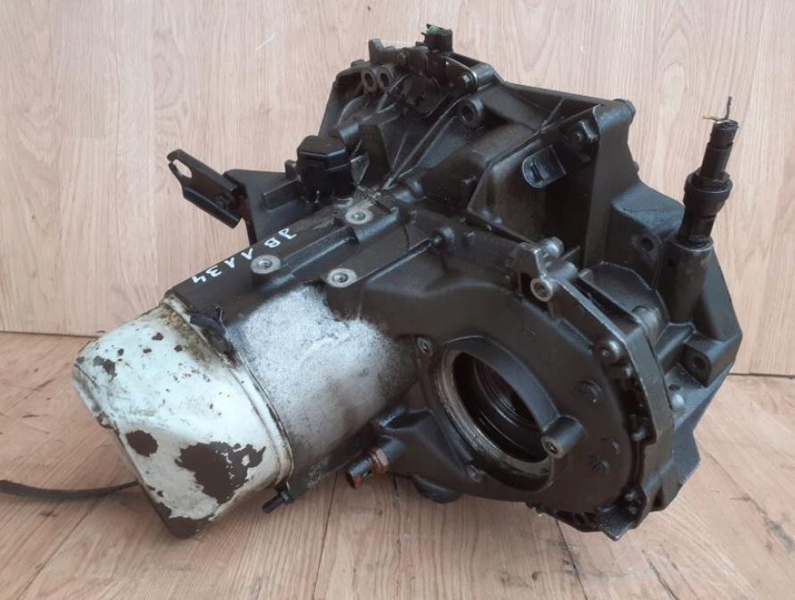RENAULT CLIO II 1.2 PREVODOVKA JB1184