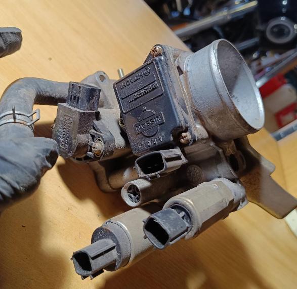 Nissan Almera Škrtiaca klapka AFH45M46 8622