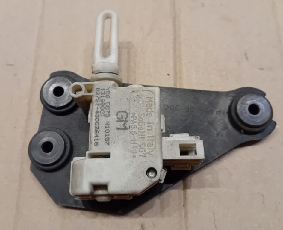 OPEL MERIVA A 04-10  teleskop zámku dverí 13199007
