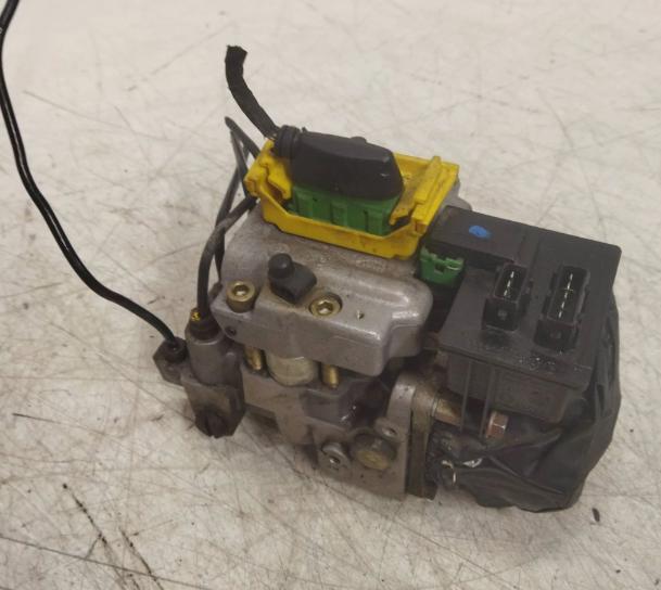 Peugeot 806  1995  2.0T 147KM 94-02 2000 Pumpa ABS B553757