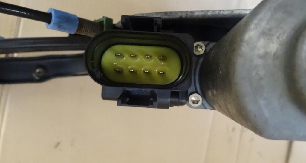 AUDI A3 8L REGULÁTOR OKEN ĽAVÝ PREDNÝ RÁM 3D 8 PIN 119024113