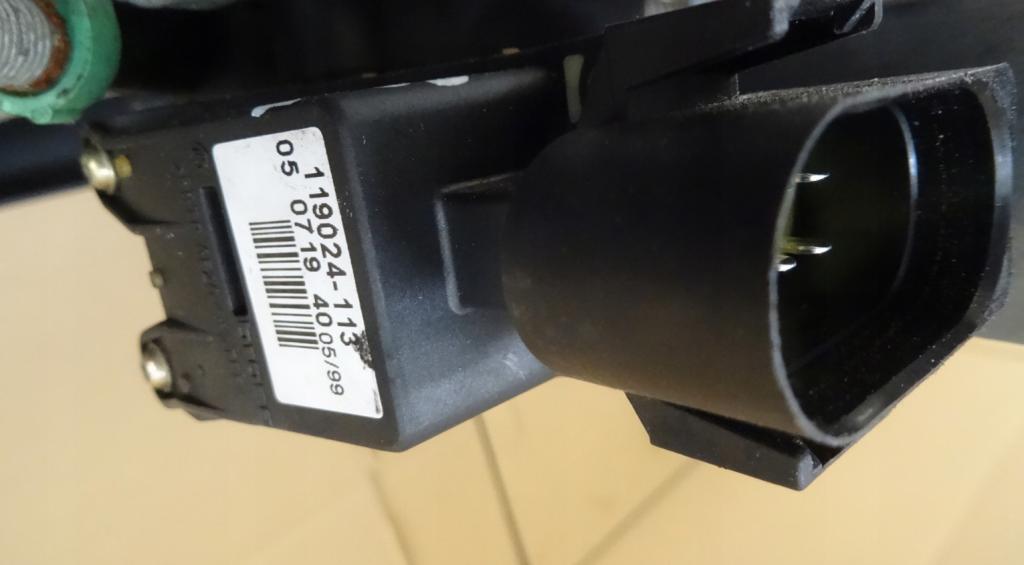 AUDI A3 8L REGULÁTOR OKEN ĽAVÝ PREDNÝ RÁM 3D 8 PIN 119024113
