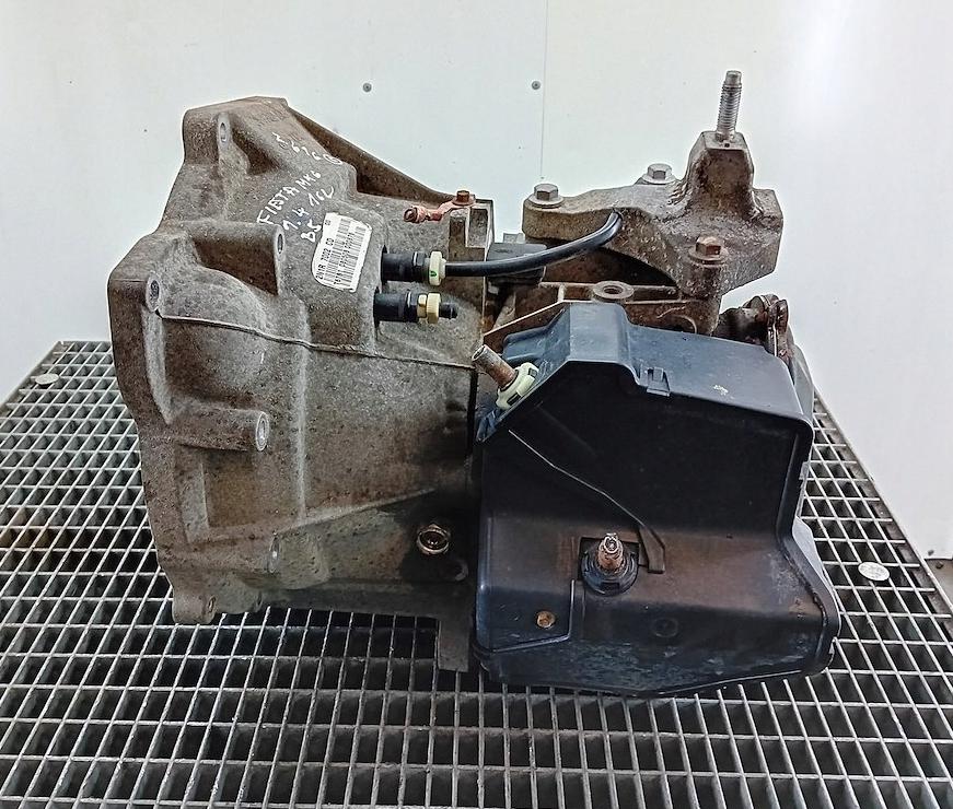 FORD FIESTA MK6 1.4 16V prevodovka 2N1R7002CD