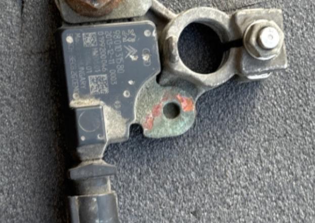 PEUGEOT 508 SW I (8E_) 2010 - 2018 2.0 HDi 103 kW svorka mínusová 9801031580