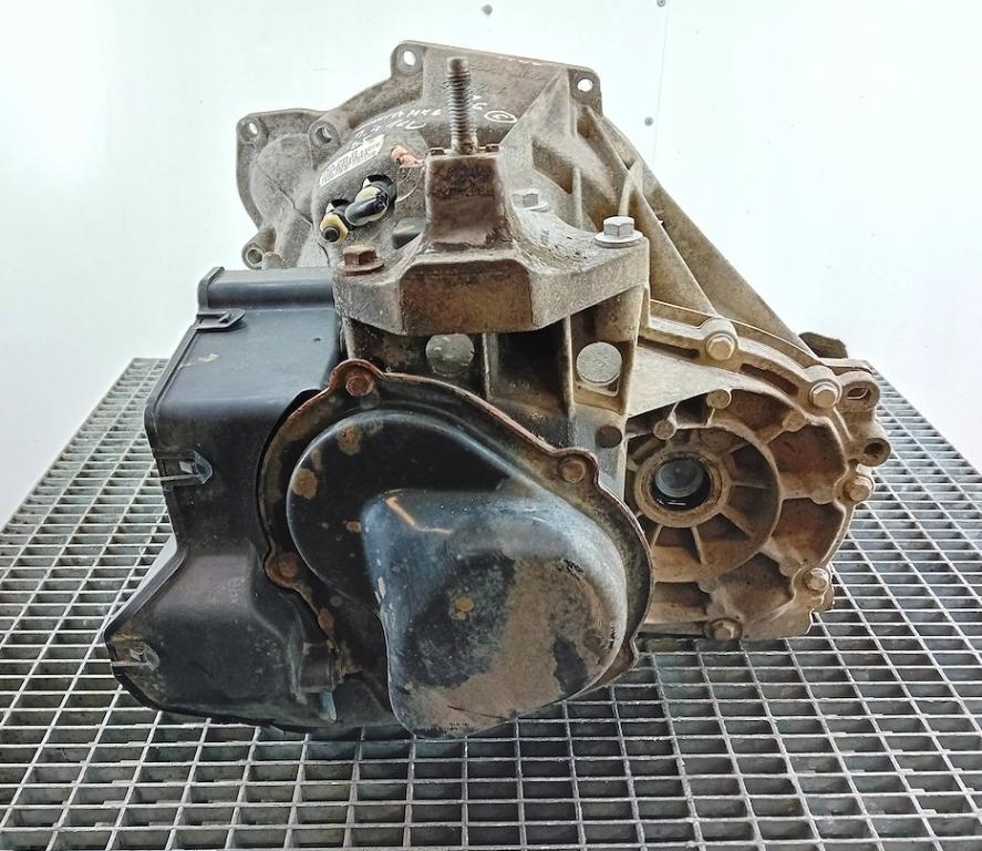 FORD FIESTA MK6 1.4 16V prevodovka 2N1R7002CD