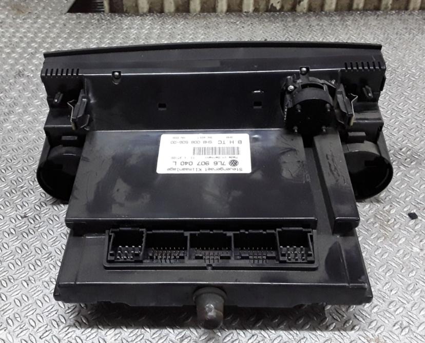 VW TOUAREG panel kúrenia klimatizácie 7L6907040L