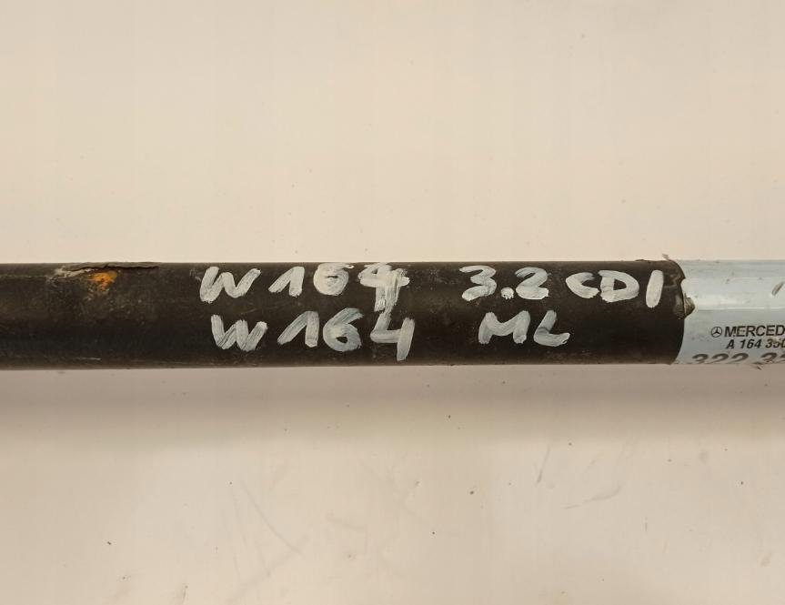 MERCEDES ML GL W164 3.0 CDI 4MATIC poloos Prava: zad A1643501210