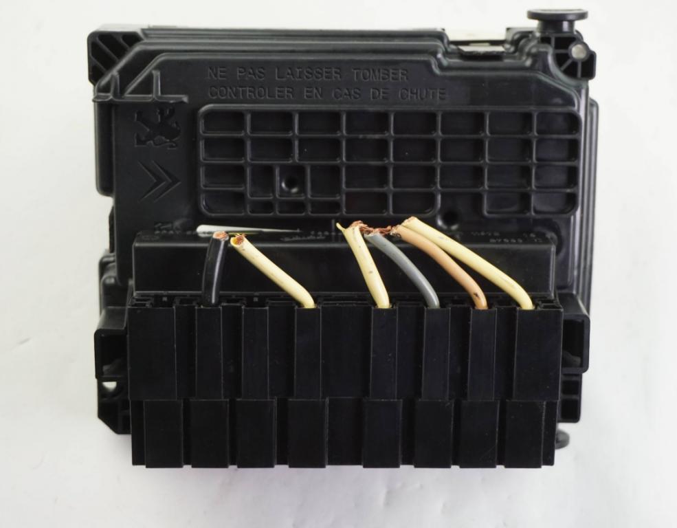 Peugeot 207 1.4 16v 95 HP manual 70 kW 1397 cm3 5- modul riadiaca jednotka 9667199580