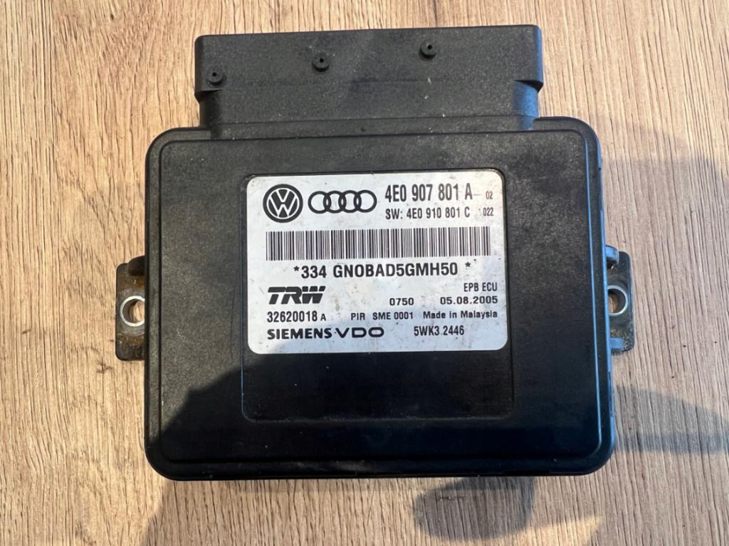 AUDI A8 D3 Riadiaca jednotka ručnej brzdy 4E0907801A