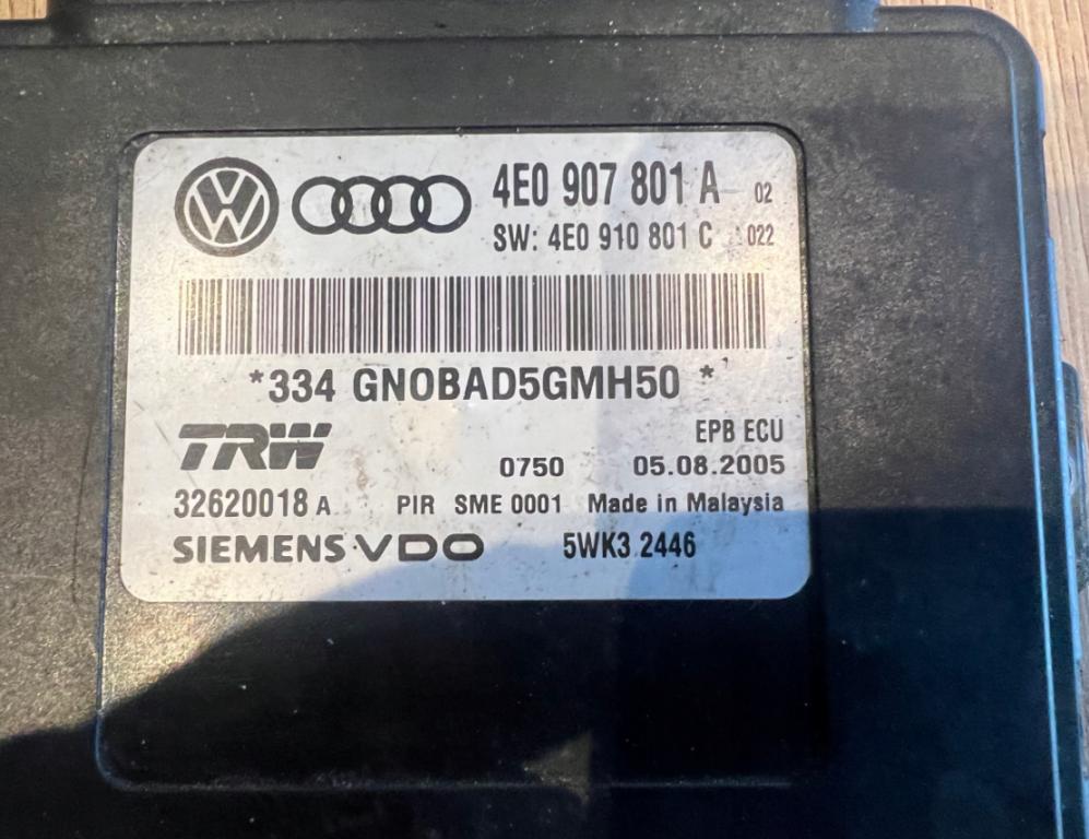 AUDI A8 D3 Riadiaca jednotka ručnej brzdy 4E0907801A