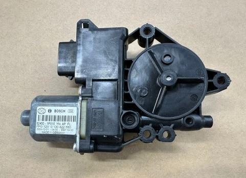 Hyundai ix20 motorcek stahovania okna predny lavy 82450-1P010