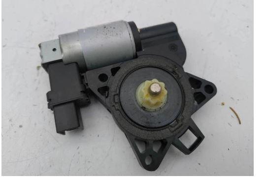 motorček sťahovania okna predný ľavy G22C-5858X Mazda 2 I
