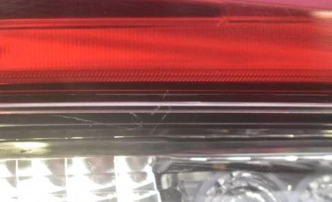 Svetlo-zadná ľavá strana: Toyota AURIS II 15 LIFT kombi 02-354