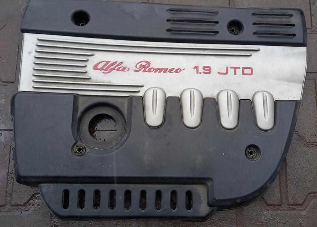 ALFA ROMEO 147 02 1.9JTD kryt motora 46480339