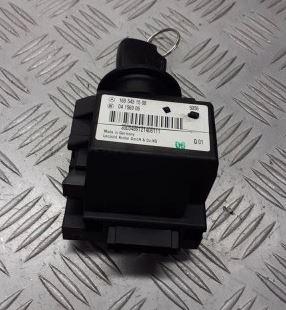 Mercedes w245,spinacia skrynka s klucikom A1695451508