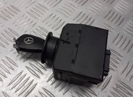 Mercedes w245,spinacia skrynka s klucikom A1695451508