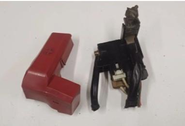 SUZUKI SWIFT MK6 04-10 1.3 DDIS modul poistky svorka akumulatora
