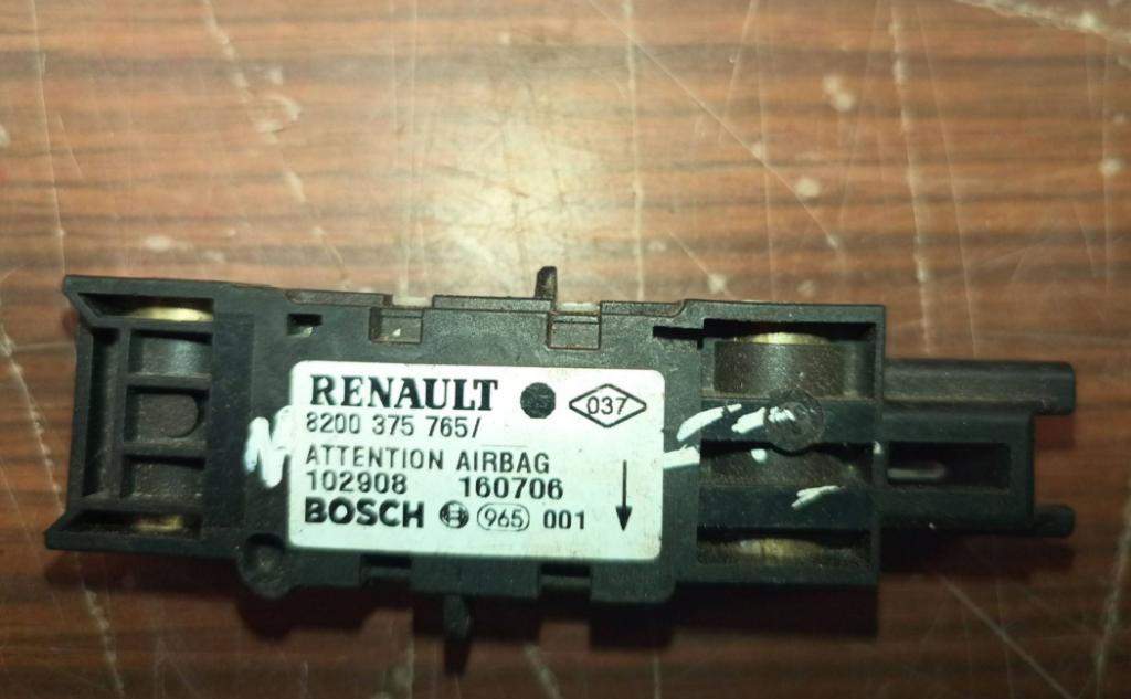 Renault Clio II 1998-2012 hatchback 1.5 DCI diesel MT 48 kW 2004  Snimac narazu 8200375765