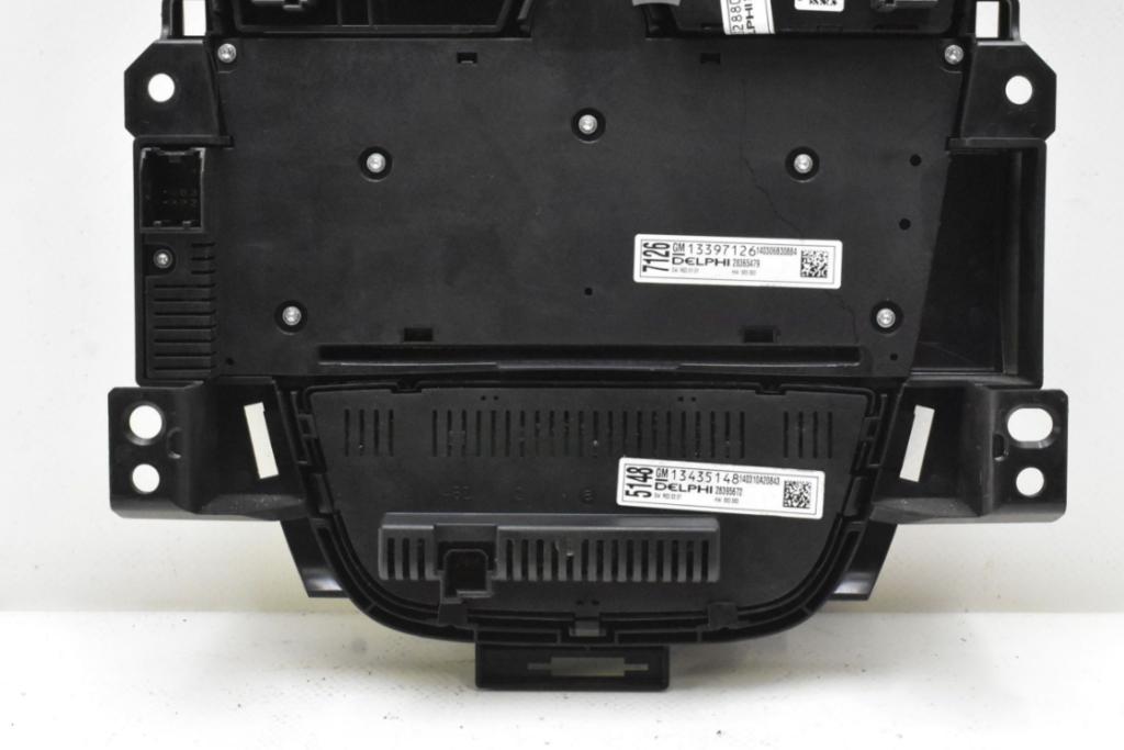 Opel Astra IV 2009-2015 hatchback 1.7 CDTI diesel MT 96 kW 2014  Autoradio 23210484