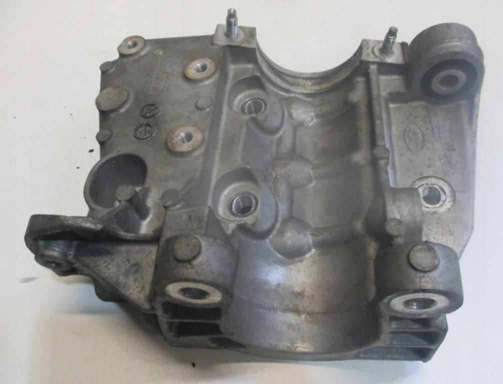 Land Rover Discovery Sport L550 2014-2019 hatchback 2.0 TD diesel AT 110 kW 2018  Drziak motora GJ32-4H473-AD