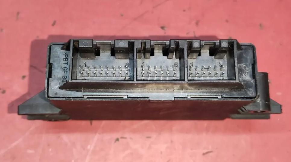 Skoda Superb II 2008-2015 sedan 2.0 TDI diesel MT 125 kW 2009  Modul komfortu