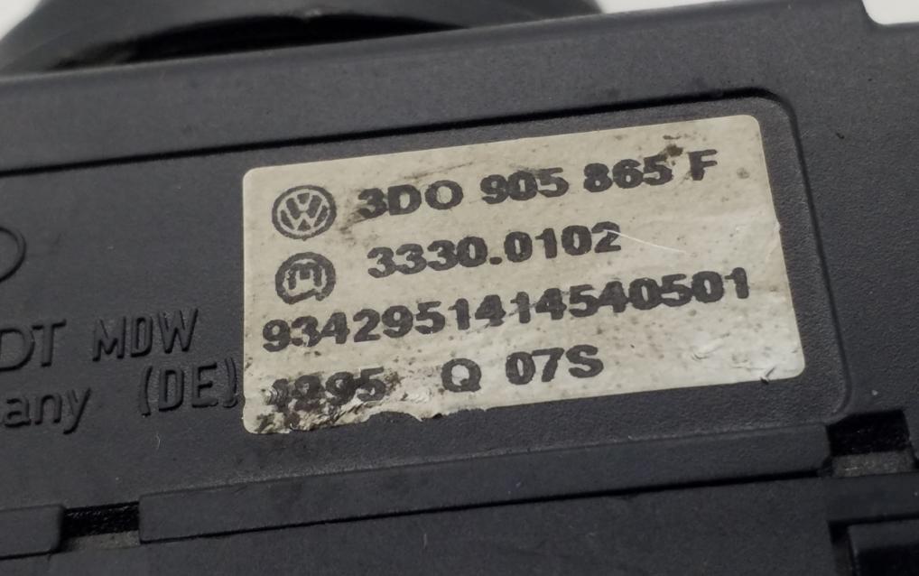 Volkswagen Touareg I 2002-2010 hatchback 4.2 V8 petrol AT 228 kW 2006  Spinacia skrinka a kluc 3D0905865F