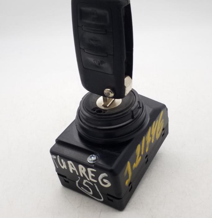 Volkswagen Touareg I 2002-2010 hatchback 4.2 V8 petrol AT 228 kW 2006  Spinacia skrinka a kluc 3D0905865F