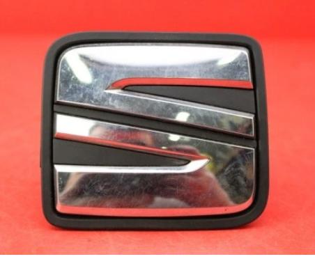 Seat Toledo IV 2012-2018 hatchback 1.6 TDI diesel MT 85 kW 2016  Vonkajsie zadnej kapoty