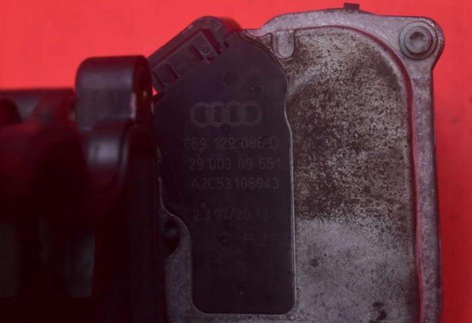 Audi A8 D3 2002-2009 sedan 4.2 TDI diesel AT 240 kW 2006  Sacie potrubie 057129712G