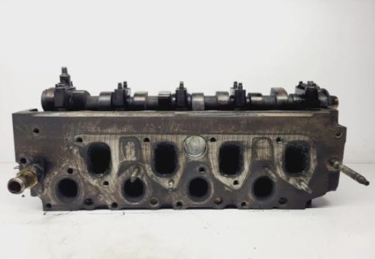 Ford Focus Mk1 1998-2004 hatchback 1.8 TDDI diesel MT 66 kW 2000  Hlava valcov