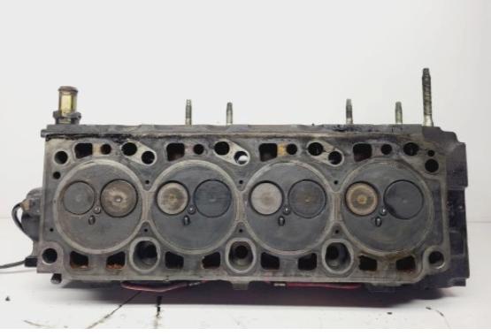 Ford Focus Mk1 1998-2004 hatchback 1.8 TDDI diesel MT 66 kW 2000  Hlava valcov