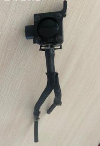 Toyota Rav4 III 2005-2012 hatchback 2.2 D-CAT diesel MT 130 kW 2006  Snimac tlaku 8948042010