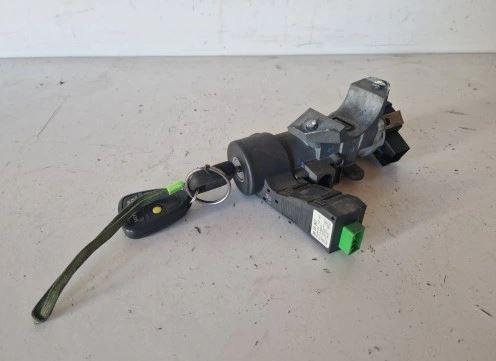 Volvo V70 II 1999-2007 combi 2.5 TDI diesel MT 103 kW 2000  Spinacia skrinka a kluc 8626324