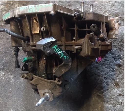 Dacia Duster I 2010-2018 hatchback 1.6 16v petrol MT 77 kW 2011  Prevodovka TL8B007