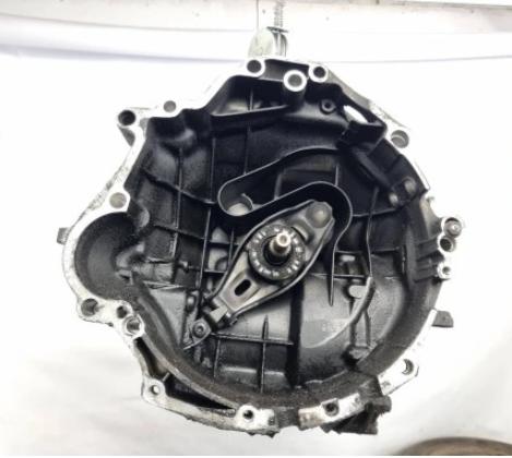 Audi A4 B6 2000-2004 combi 1.9 TDI diesel MT 96 kW 2003