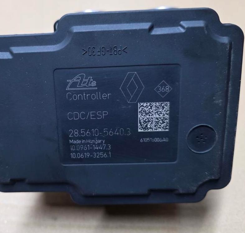 Renault Megane III 2008-2016 hatchback 1.5 DCI diesel MT 78 kW 2010  Pumpa ABS 476601563R