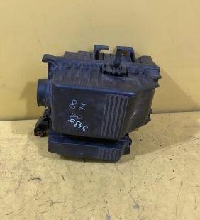 MiniCooper 2000-2006 hatchback 1.4 16v petrol MT 70 kW 2009  Obal filtra vzduchu 11025410