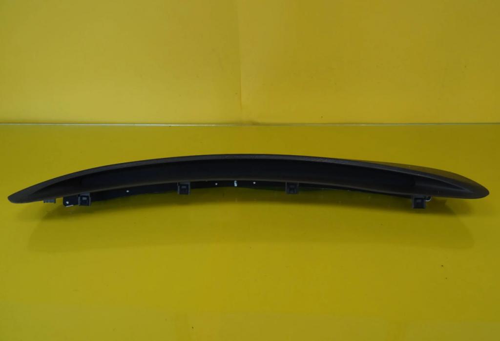 Chrysler Voyager IV 2000-2007 hatchback 2.5 CRDI diesel MT 105 kW 2005  Pristrojova doska, displej RWL8AA