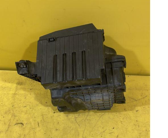 MiniCooper 2000-2006 hatchback 1.4 16v petrol MT 70 kW 2009 Obal filtra vzduchu 11025410