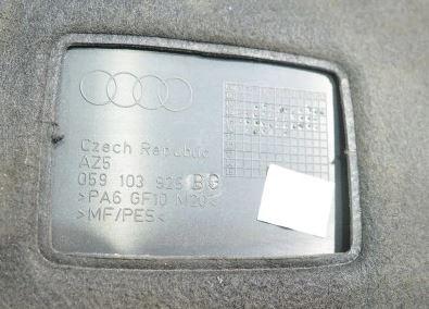 Audi A4 B5 1994-2001 sedan 1.9 TDI diesel AT 66 kW 1999  Kryt motora 059103925BG