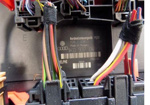 Skoda Octavia II 2004-2013 hatchback 1.9 TDI diesel MT 77 kW 2008  Modul komfortu 1K0937049N