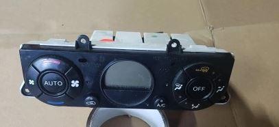 Ford Mondeo Mk3 2000-2007 hatchback 2.0 petrol MT 107 kW 2003  Prepinac/spinac/tlacidlo a ovladac kurenia 2S7H18C612AB