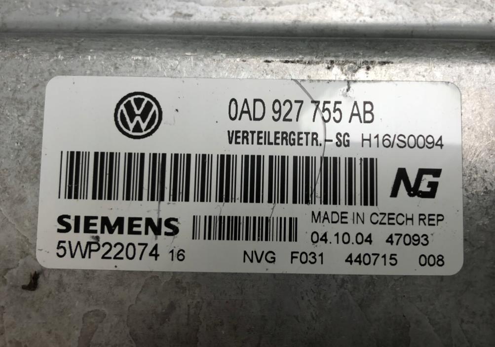Volkswagen Touareg I 2002-2010 hatchback 2.5 TDI diesel MT 128 kW 2005  Riadiaca jednotka prevodovky 0AD927755AB