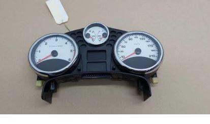 Peugeot 207 hatchback 1.4 16v petrol MT 65 kW 2007  Pristrojova doska, displej 9666749180