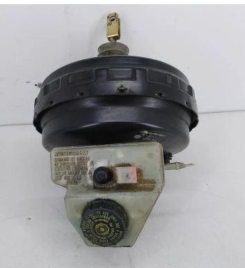 Volkswagen Transporter T4 1990-2003 1.9 TD diesel MT 50 kW 1996  Posilnovac brzd 701612101K