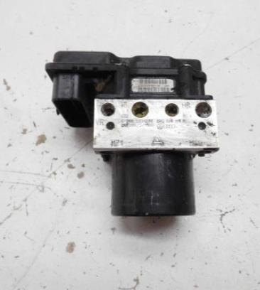 Skoda Fabia II 2007-2014 hatchback 1.4 TDI diesel 59 kW 2008  Pumpa ABS 6R0907379J 6R0614117F